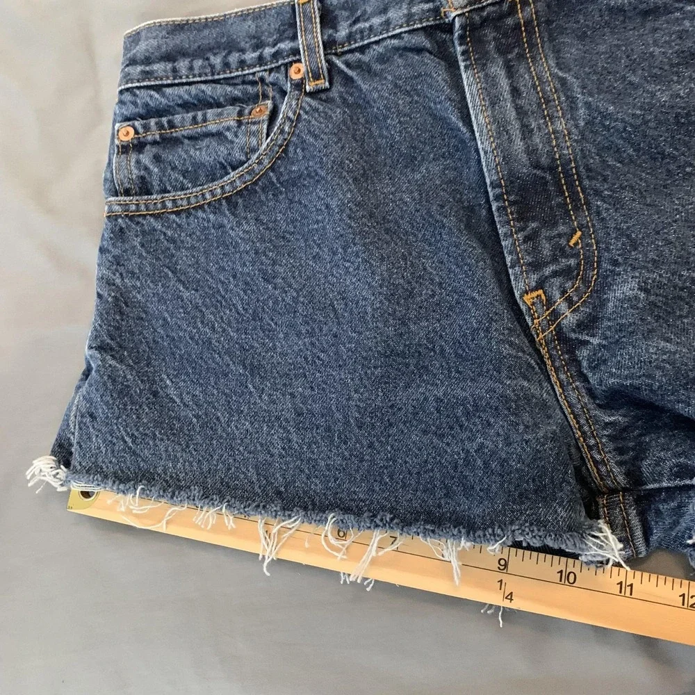 Levi's 517 Shorts Mens 32 Blue Dark Wash‎ Denim Cutoff Frayed Raw Hem Cheeky